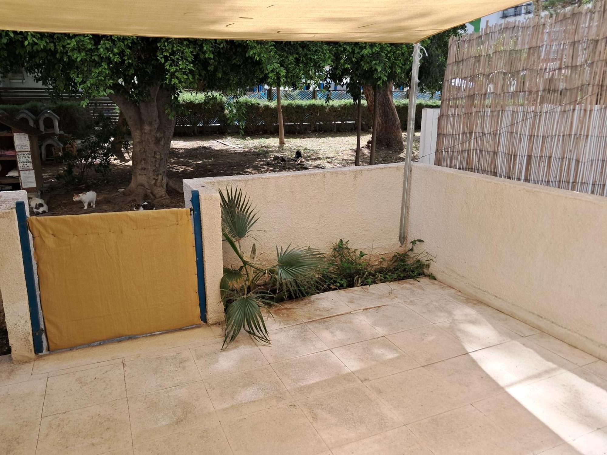 Lca2 Flat For You Apartment Larnaca Bagian luar foto