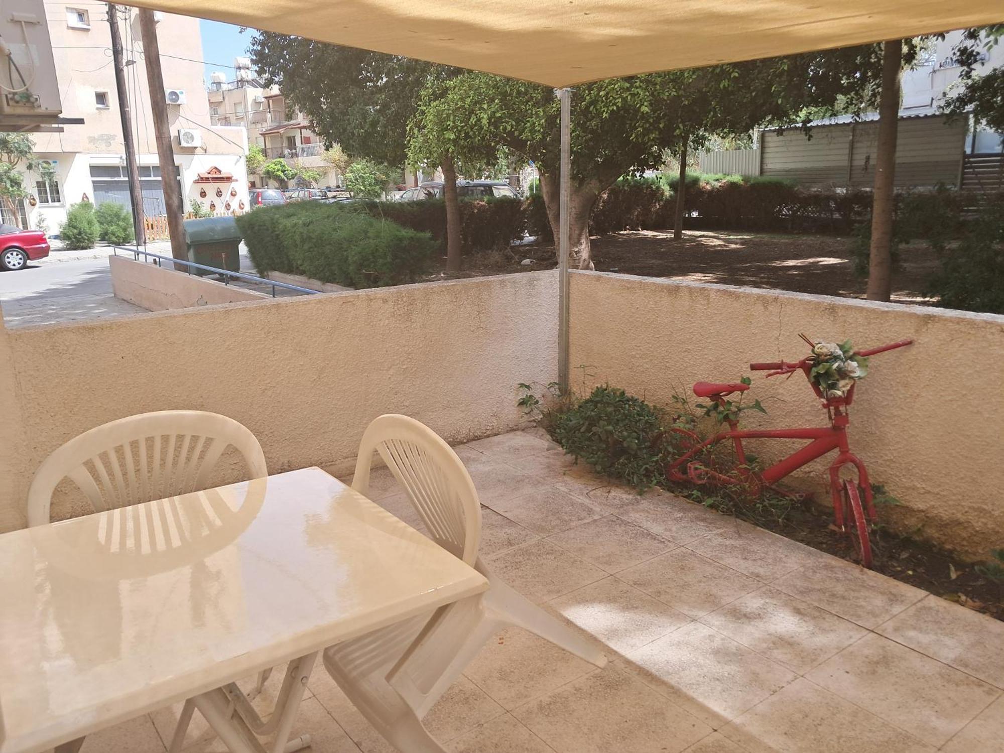 Lca2 Flat For You Apartment Larnaca Bagian luar foto