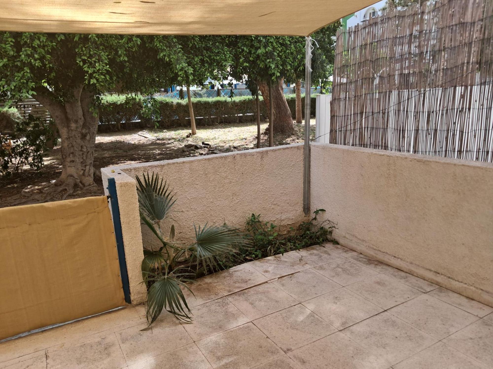 Lca2 Flat For You Apartment Larnaca Bagian luar foto