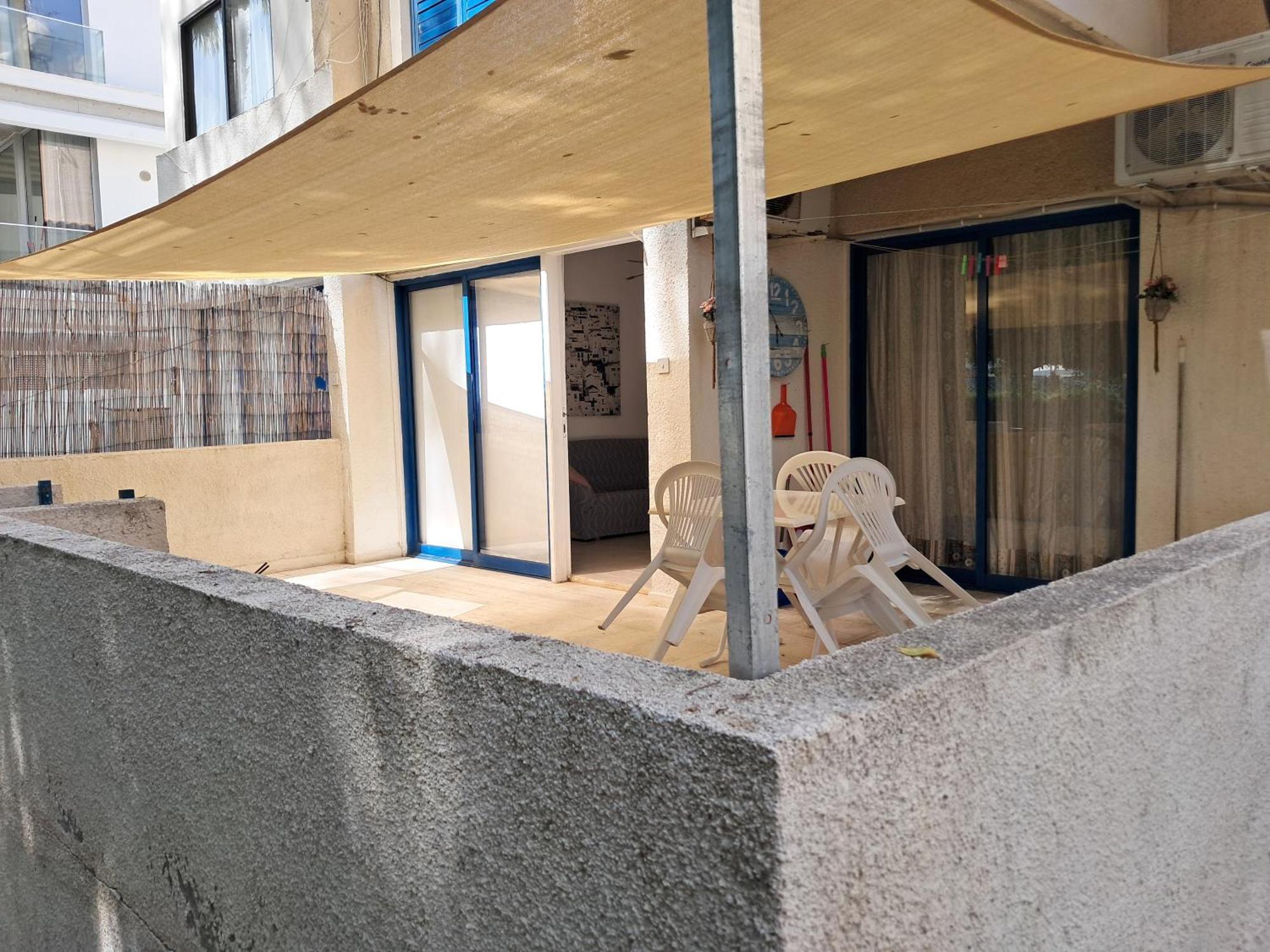 Lca2 Flat For You Apartment Larnaca Bagian luar foto