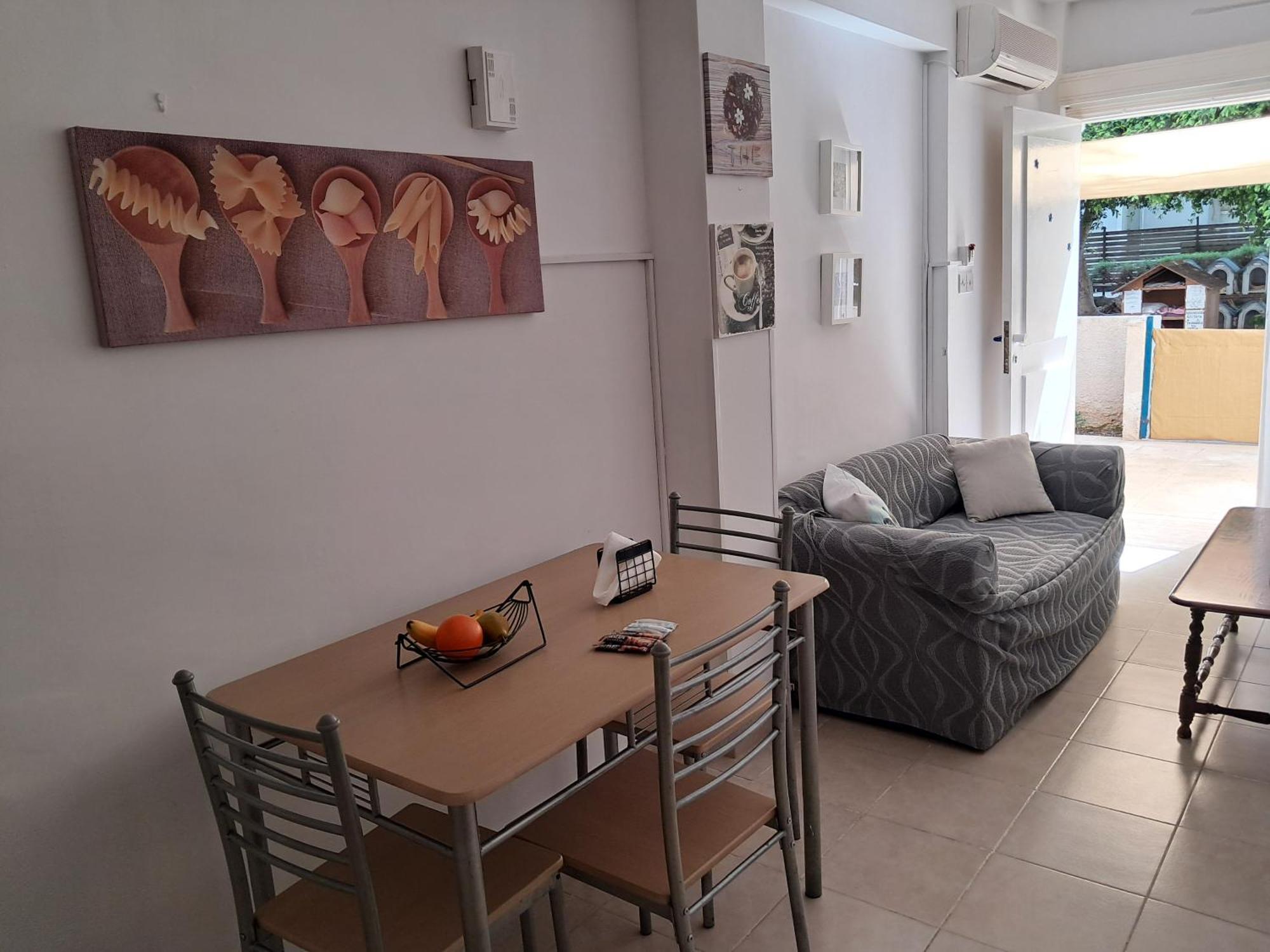 Lca2 Flat For You Apartment Larnaca Bagian luar foto