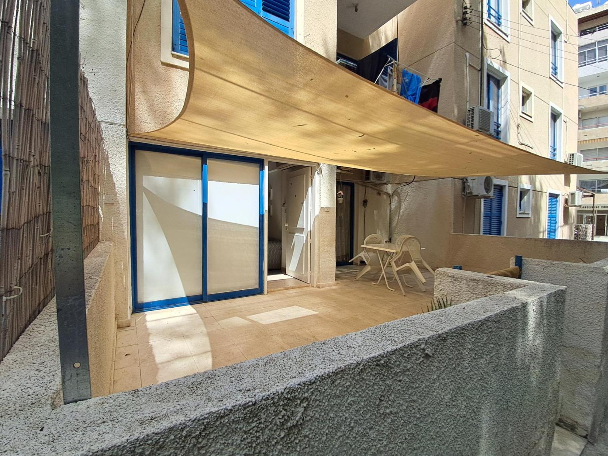 Lca2 Flat For You Apartment Larnaca Bagian luar foto