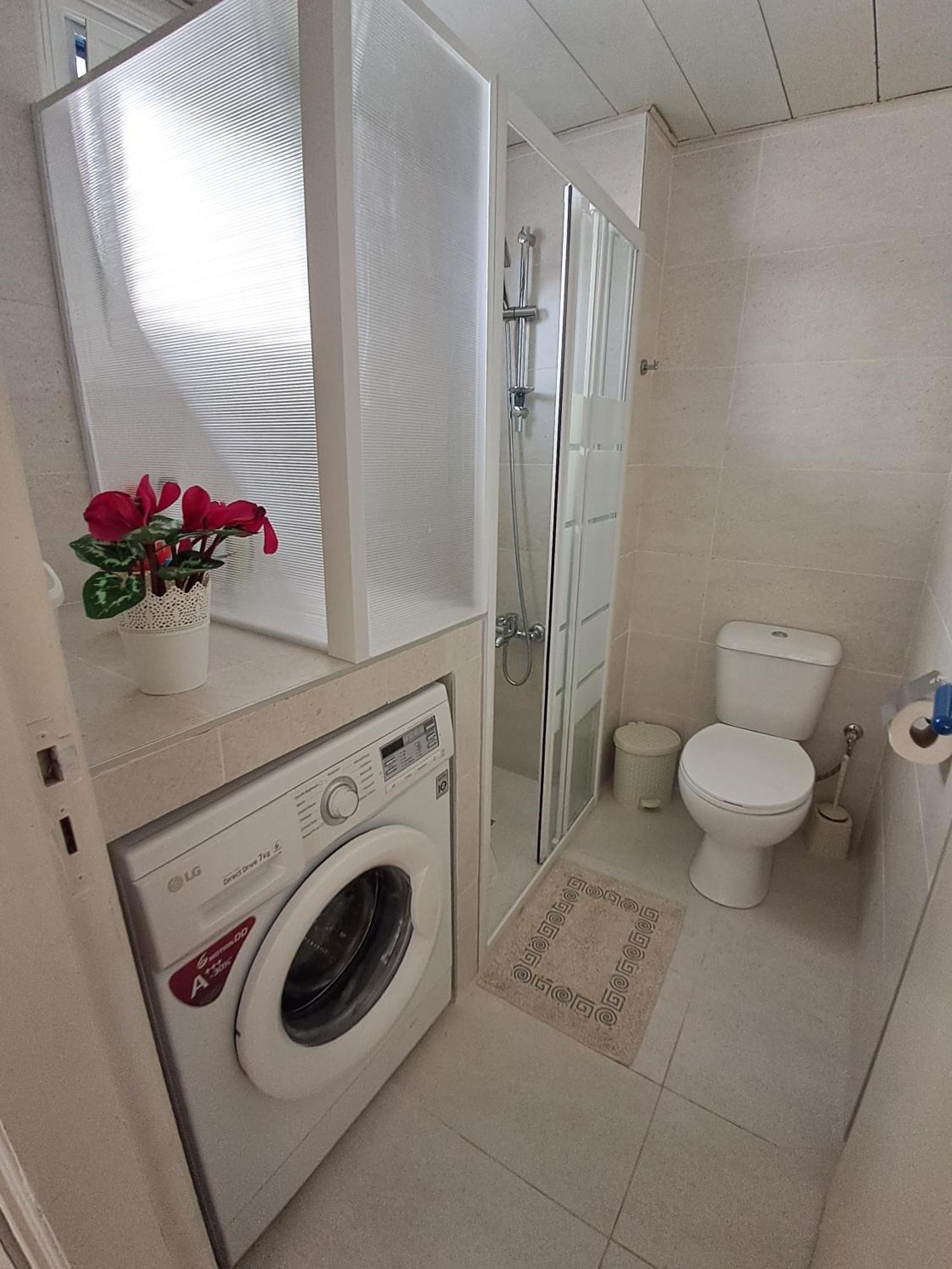 Lca2 Flat For You Apartment Larnaca Bagian luar foto
