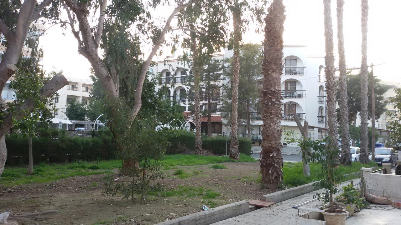 Lca2 Flat For You Apartment Larnaca Bagian luar foto
