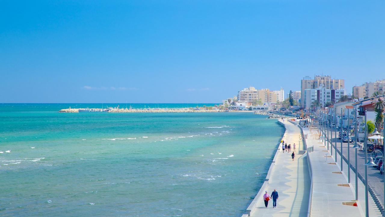 Lca2 Flat For You Apartment Larnaca Bagian luar foto